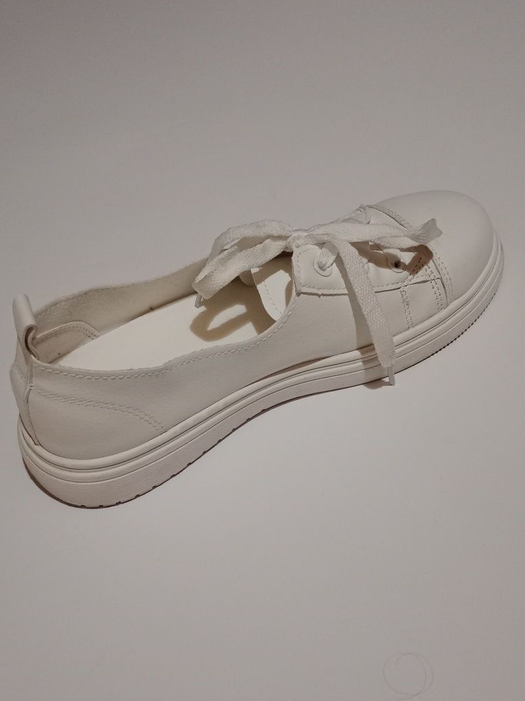 Eleganckie białe damskie buty
