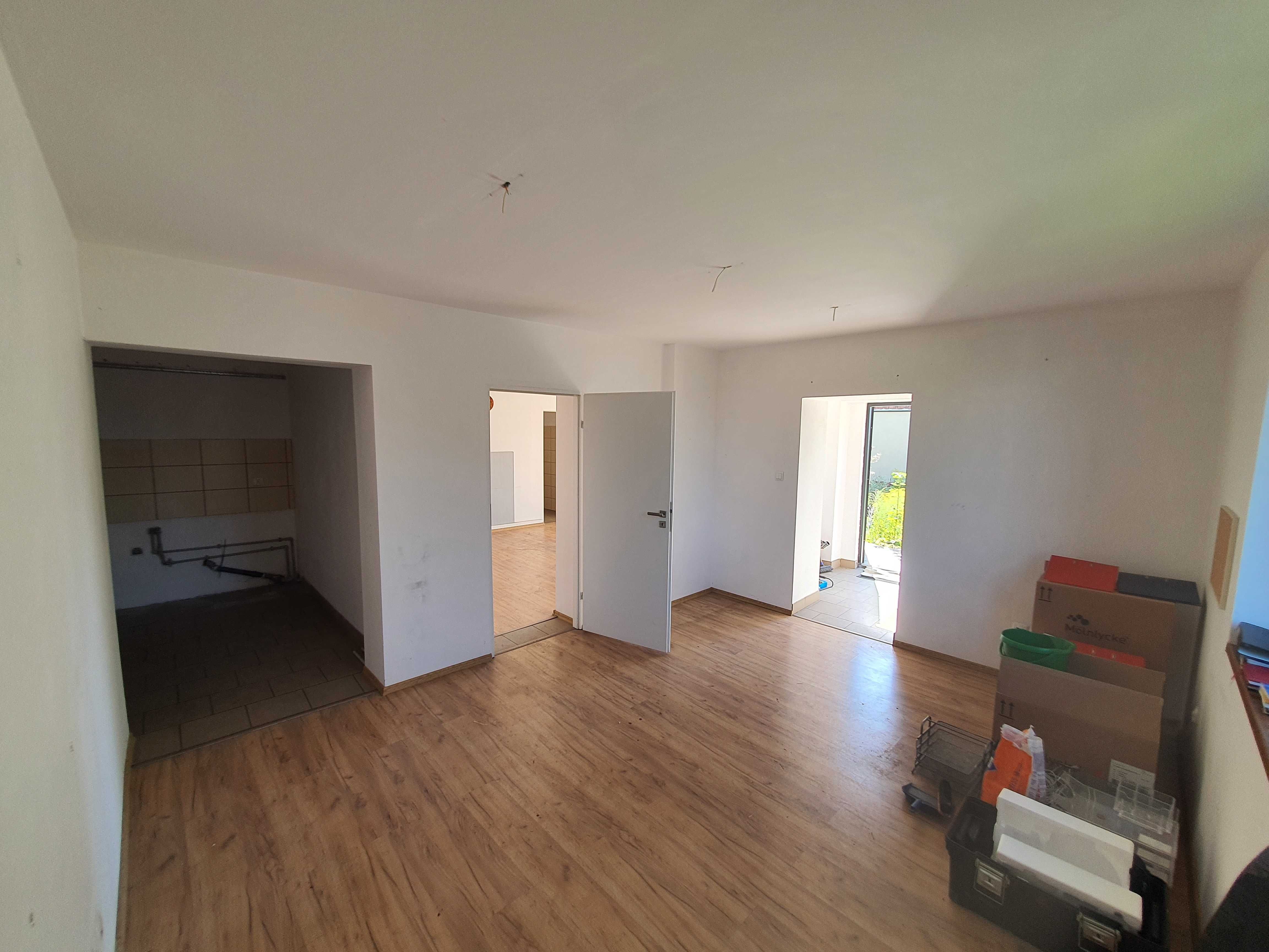 Lokal użytkowy 57,70m2 + działka 400m2