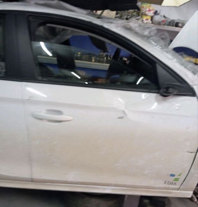 Porta Frente Direita Opel Corsa F (2019 - atualmente)