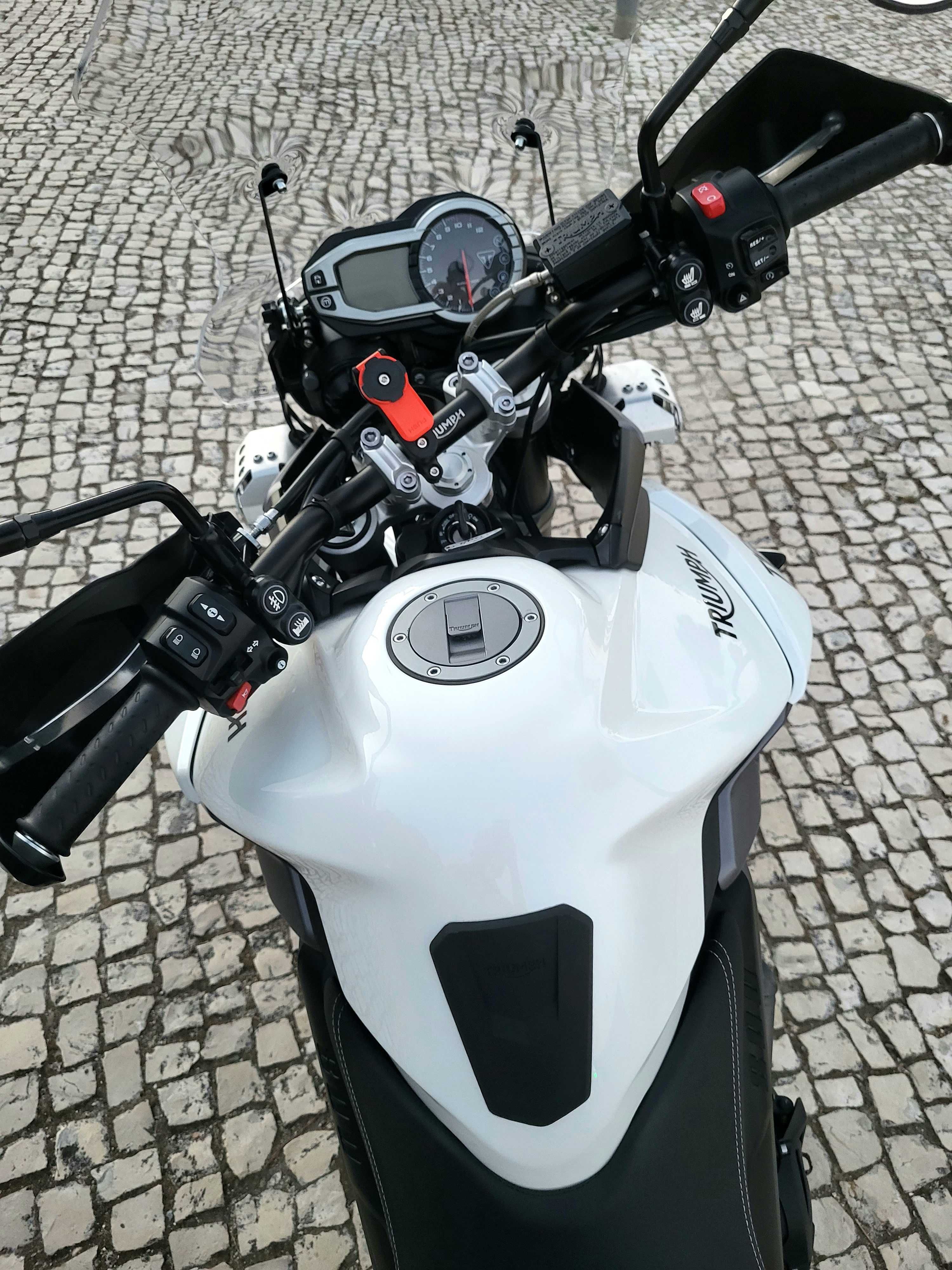Triumph Tiger 800 XRT Topo de Gama poucos Kms