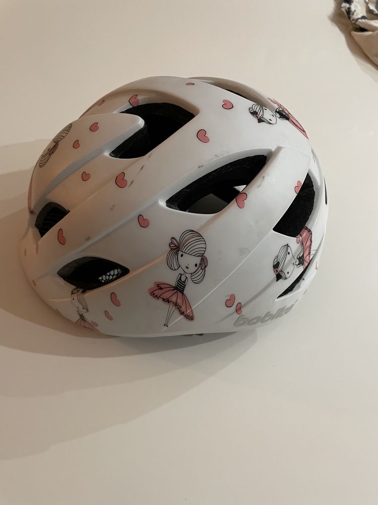 Rowerek biegowy drewniany kinderkraft plus kask bobike