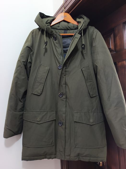 Зимовий чоловічий пуховик