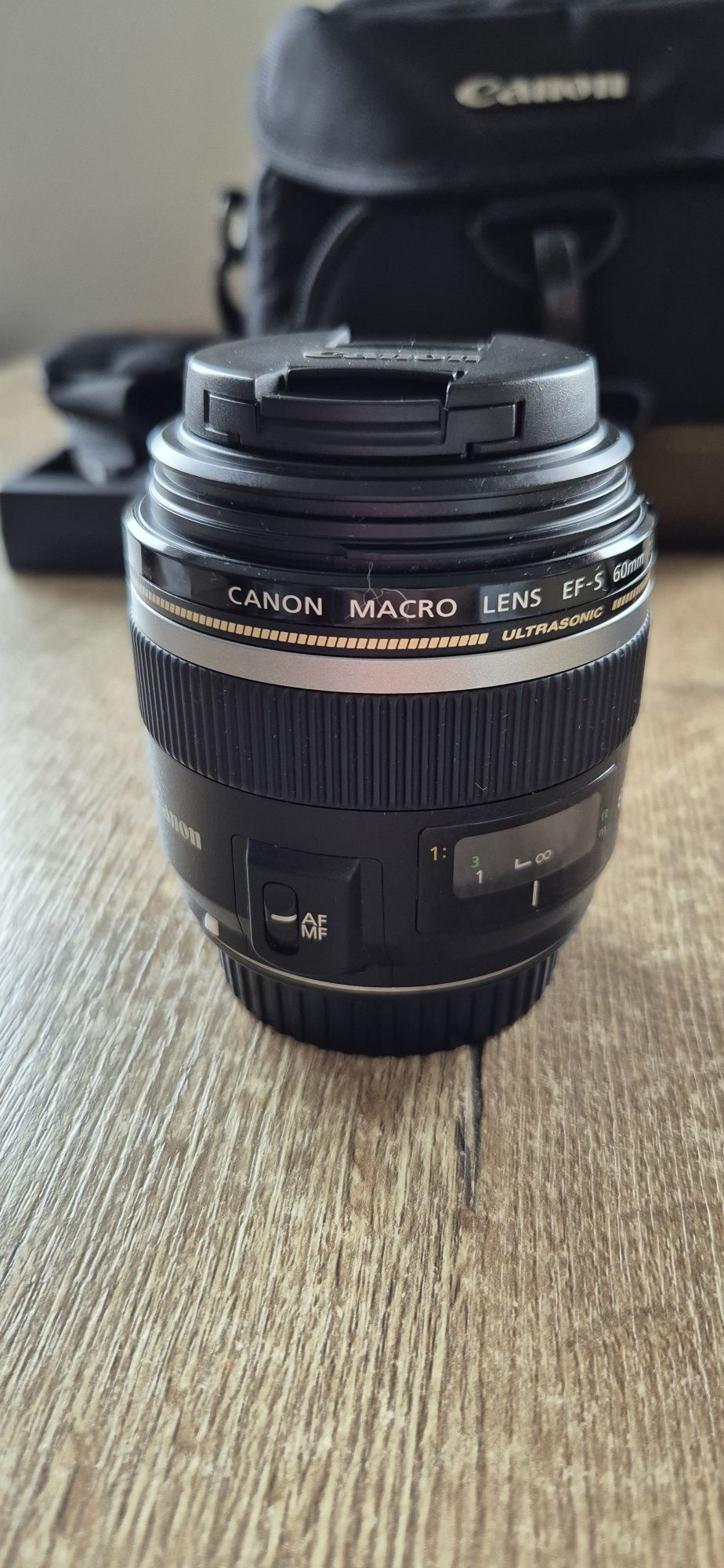 Obiektyw Canon Macro Lens EF-S 60mm 1:2.8 USM