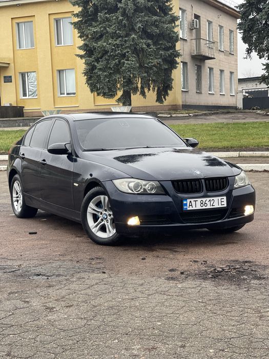 BMW E90   Ідеальний стан