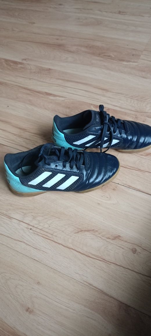 Halówki adidas rozmiar 34