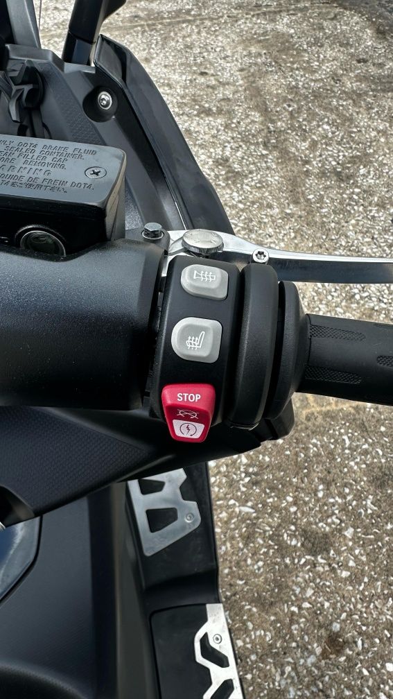BMW C650 Sport - 15.000 km - Estado impecável