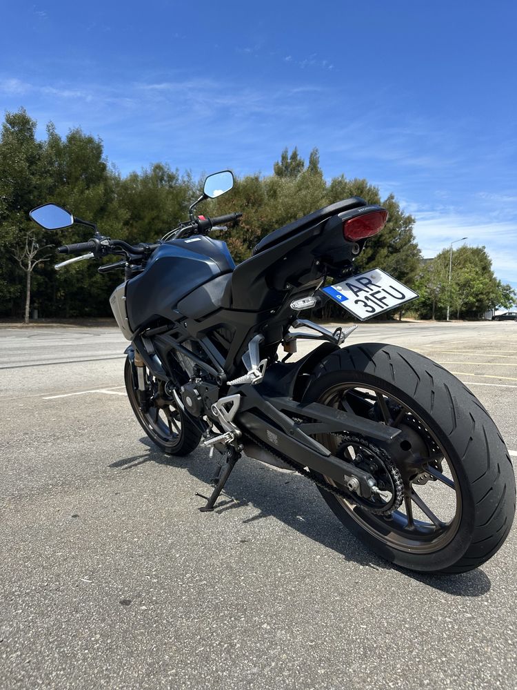 Honda cb 125r.preta / cinza