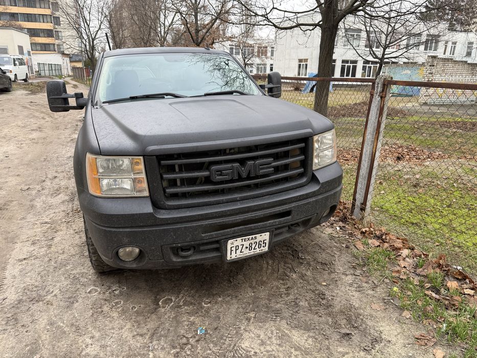 Бойовий кінь для ЗСУ! GMC Sierra 2010 року 5.3 мотор.