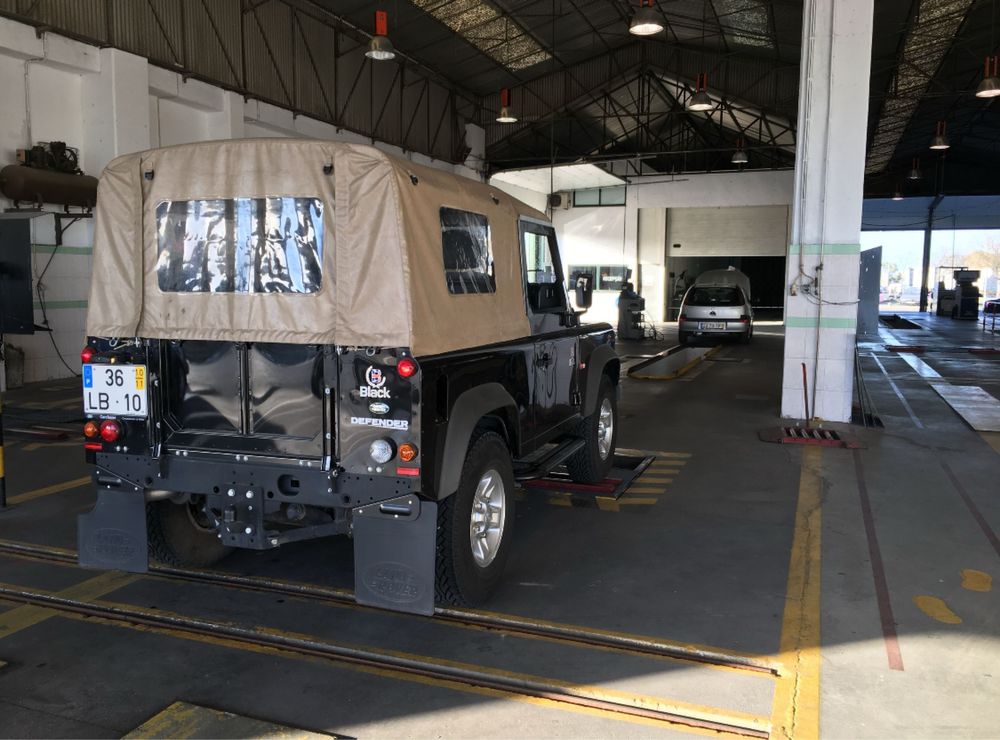 Defender 90 Black Edition