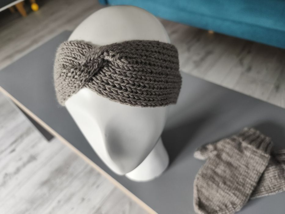 Beżowa opaska z merynosa