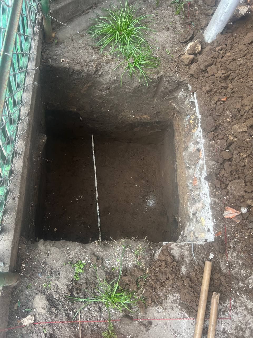 Септик,ямы под колца, траншеи под канализацию водопровод