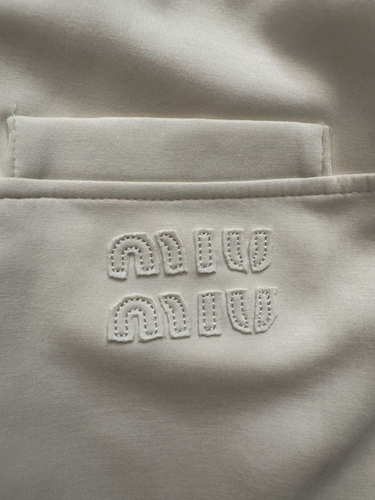 Komplet / spodniczka + bluza Miu Miu