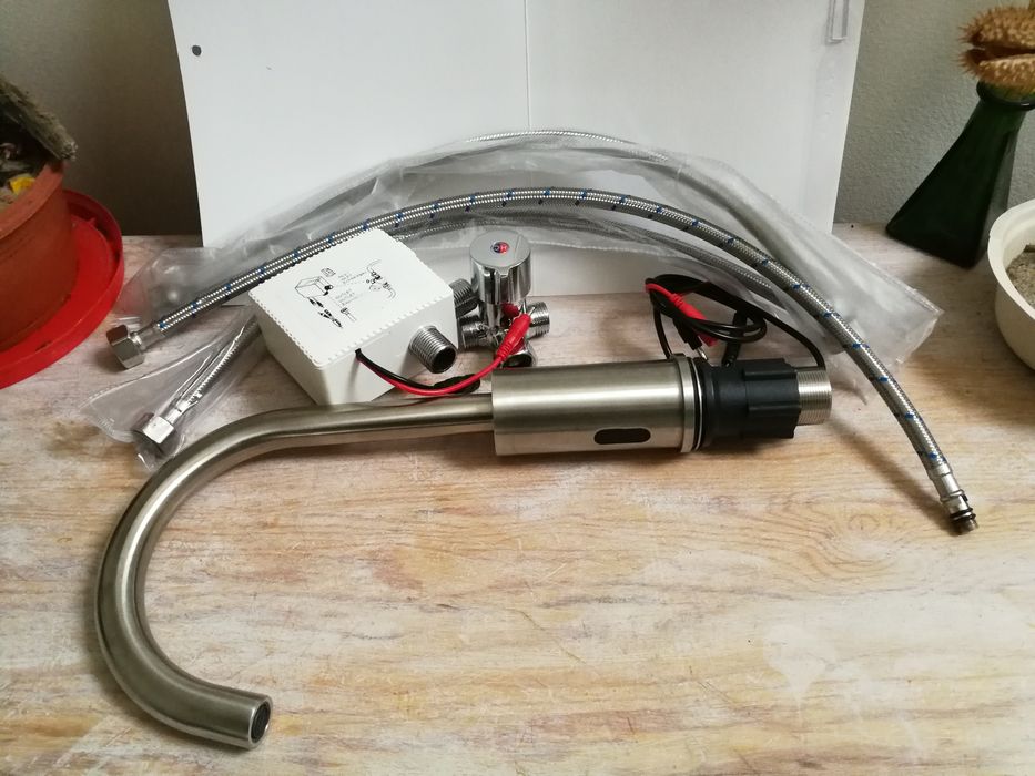 Bezdotykowa bateria  inteligentna detekcja PODCZERWIENI DO ŁAZIENKI TO