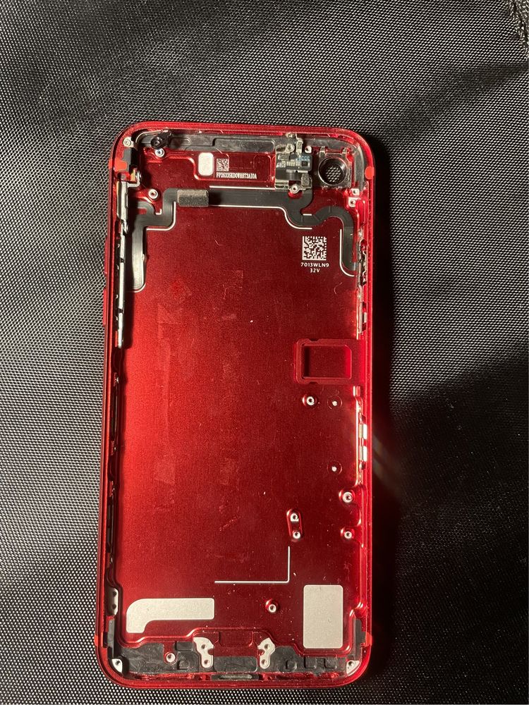 Korpus iPhone 7 imitujacy iPhone SE