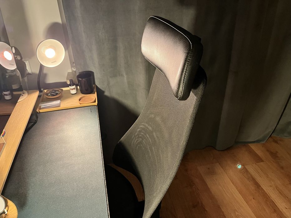 JÄRVFJÄLLET Krzesło biurowe z podłokietnikami