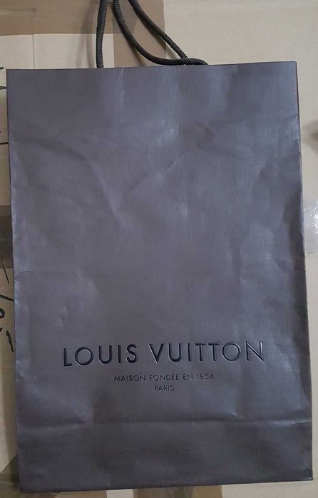 Saco de papel Louis Vuitton - original