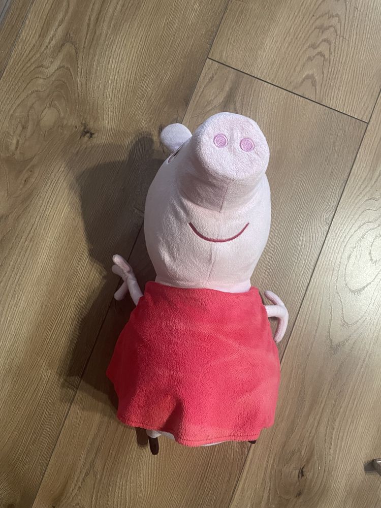 Peppa Pig maskotka 40 świnka mówi liczy po ang super zabawka jak nowa