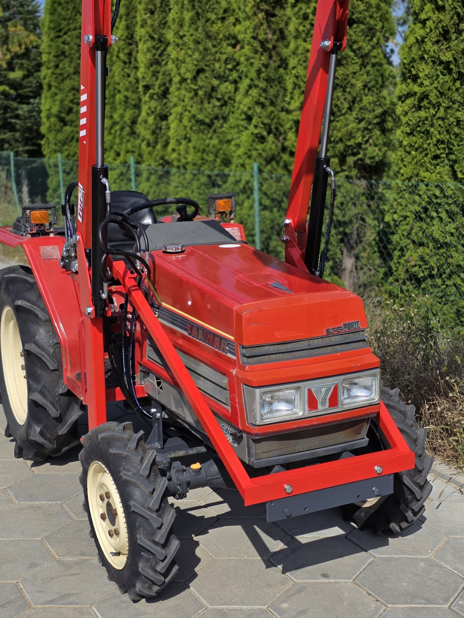 Mini traktorek YANMAR F215 TUR ladowacz krokodyl (nie kubota gl iseki