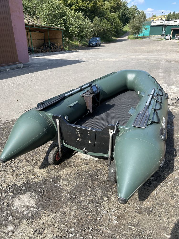 Човен лодка BRIG 3.50 эхолот Humminbird Helix 5
