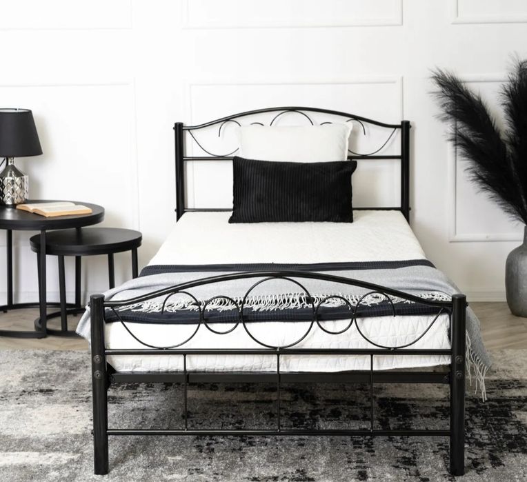 Łóżko metalowe jak nowe