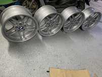 Styling 37 R18 oryginalne w bdb stanie ! Okazja