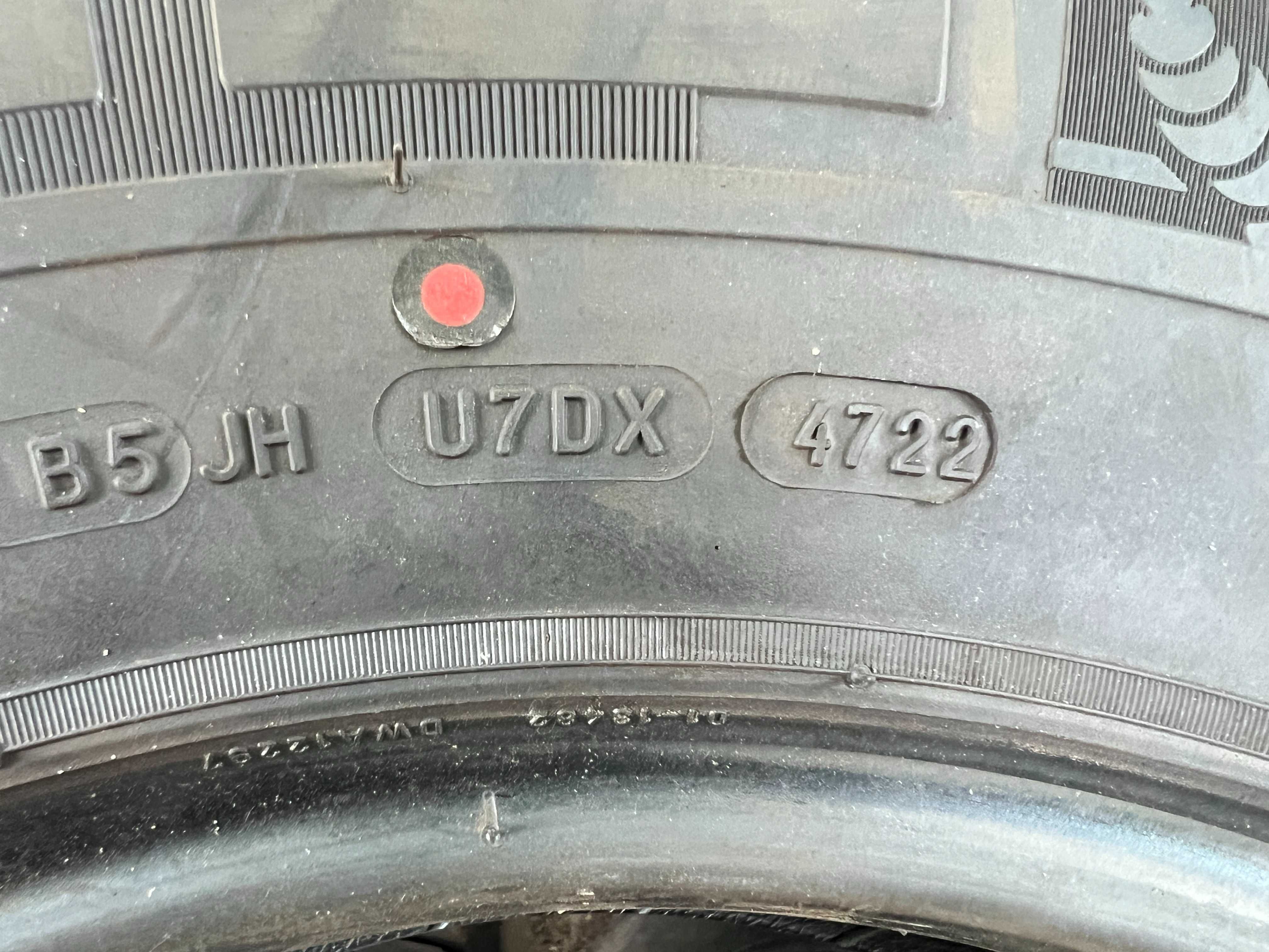 Komp. Opon Michelin 225/75R16 C Demo