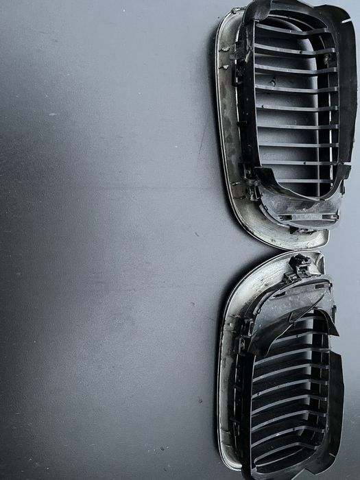 Продам решітки радіатора бмв е46 ціна за 2