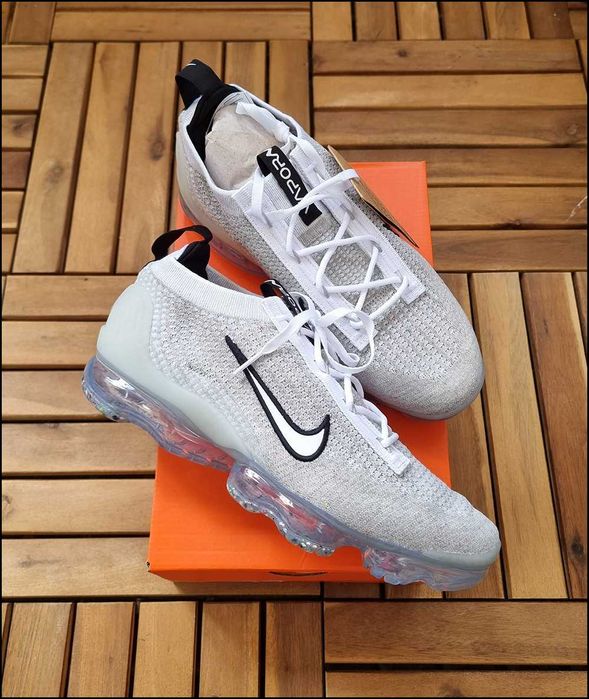 Nowe Oryginalne Nike Air Vapormax 2021 Flyknit FK R. 44 / 28cm