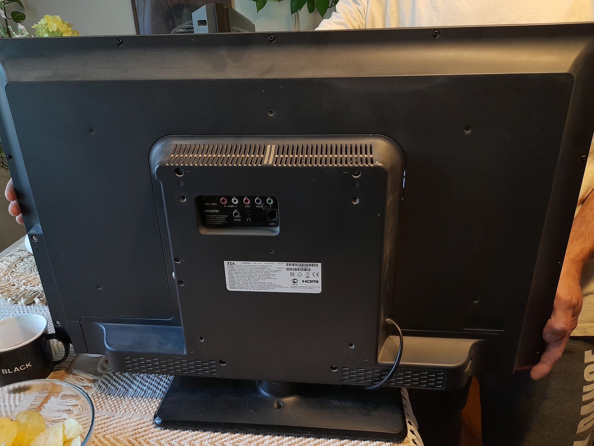 Telewizor TCL 32 cale – sprawny, z pilotem