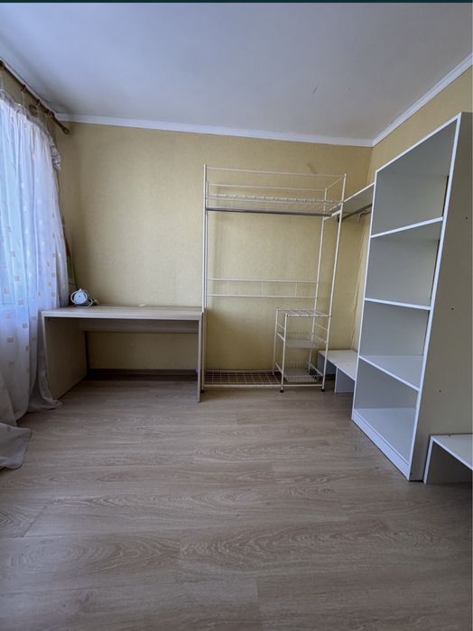 Оренда 2-3х кімнатної квартири Космонавтів від власника