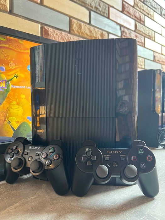 PlayStation 3 PS3 4 Super Slim 320gb с играми 2 джойстика Плейстейшн