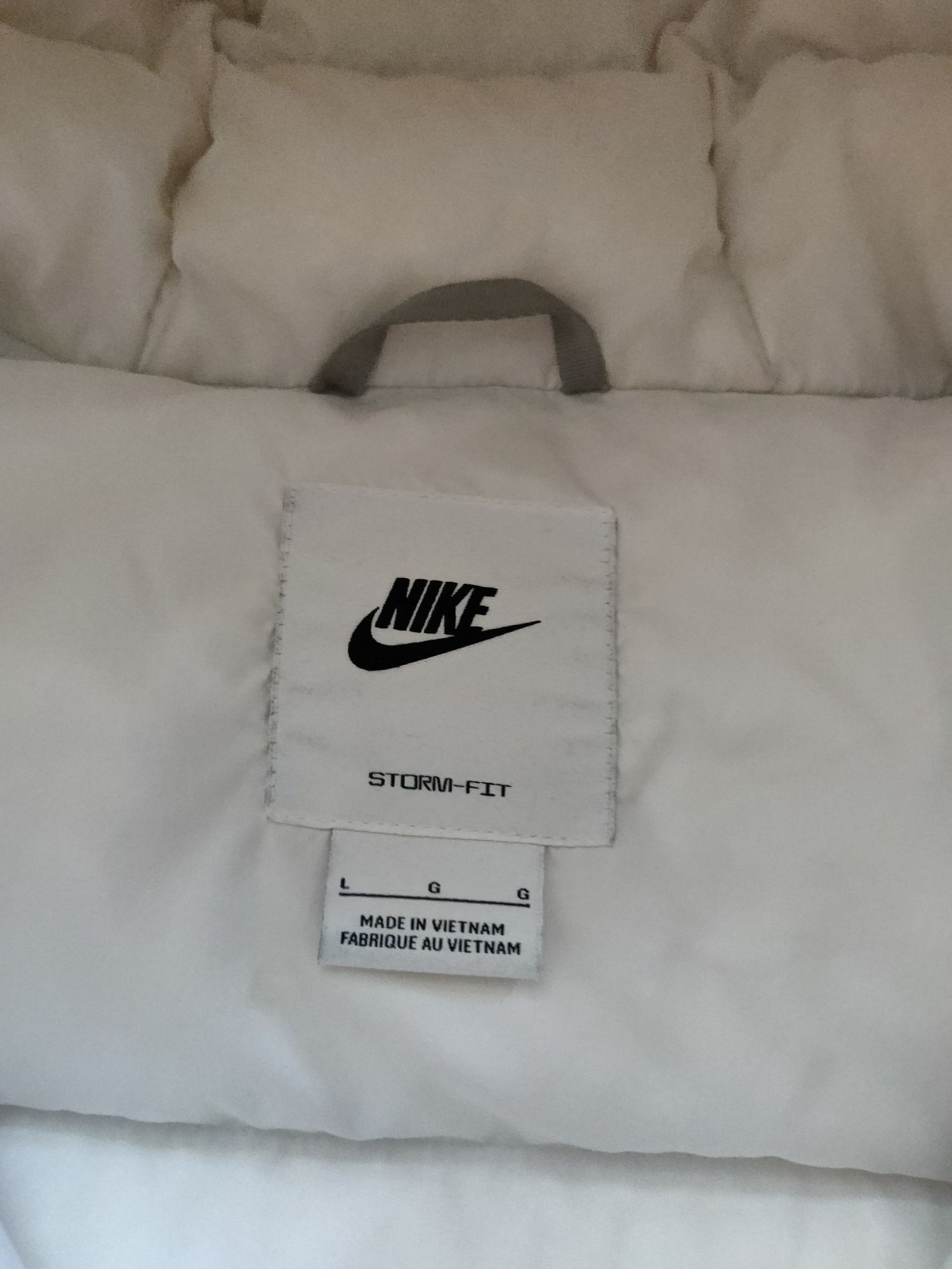 Nike Storm fit puffer