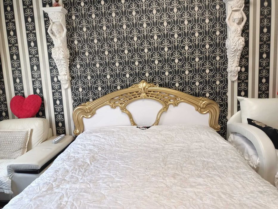 Погодинно, подобово - 3 поверх Маяковського 1 В у парка, для 5 людей!