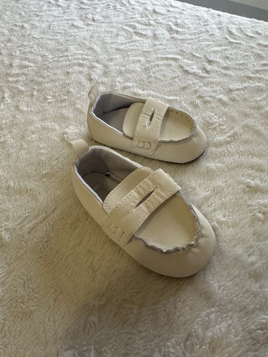 Дитячі лофери білі