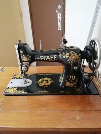 Máquina de costura centenária PFAFF 30/31