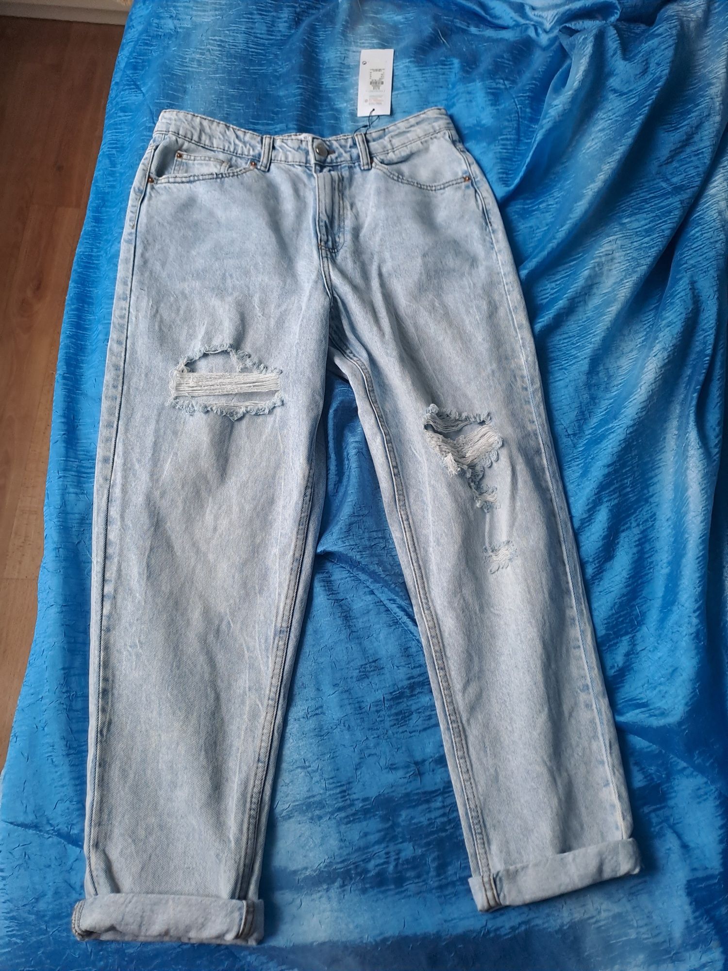 Продам женские джинсы фирмы Denim Co