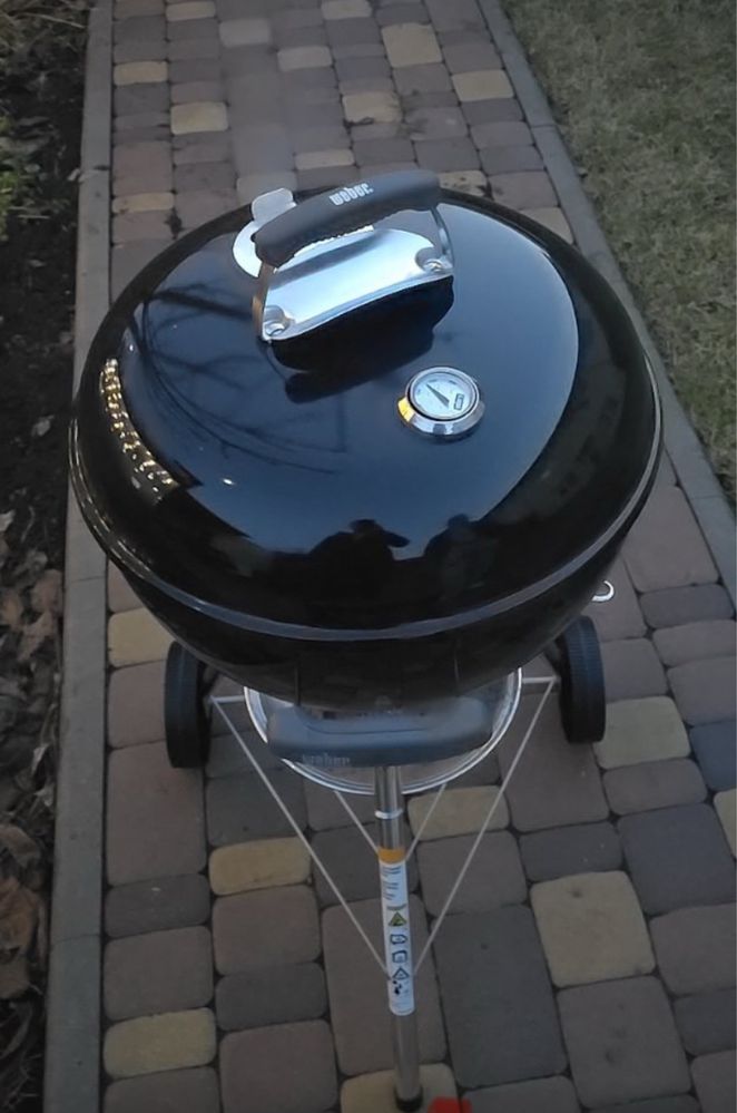 Продам гриль барбекью вебер Weber Original