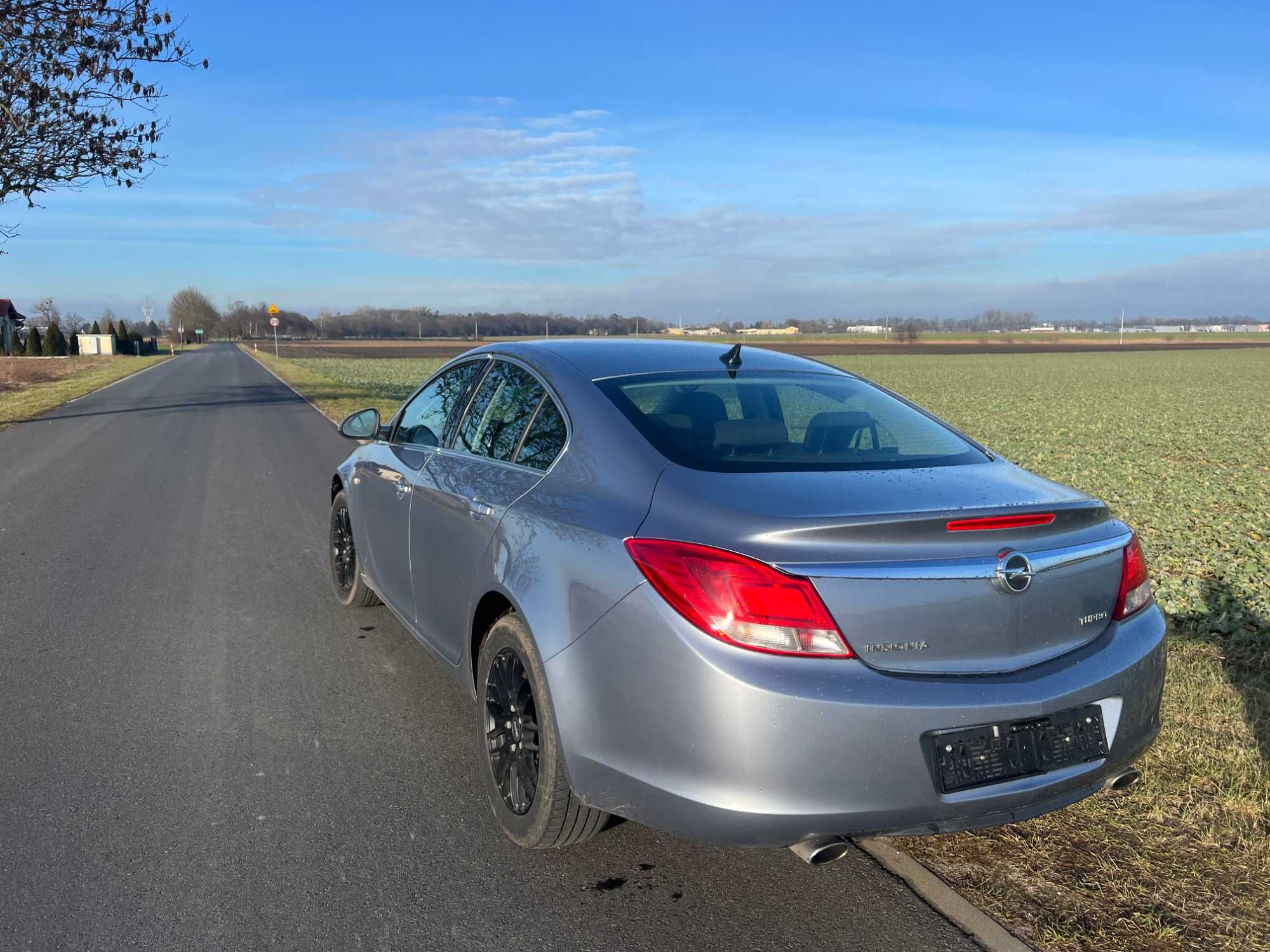 Opel Insignia  1,6 TURBO