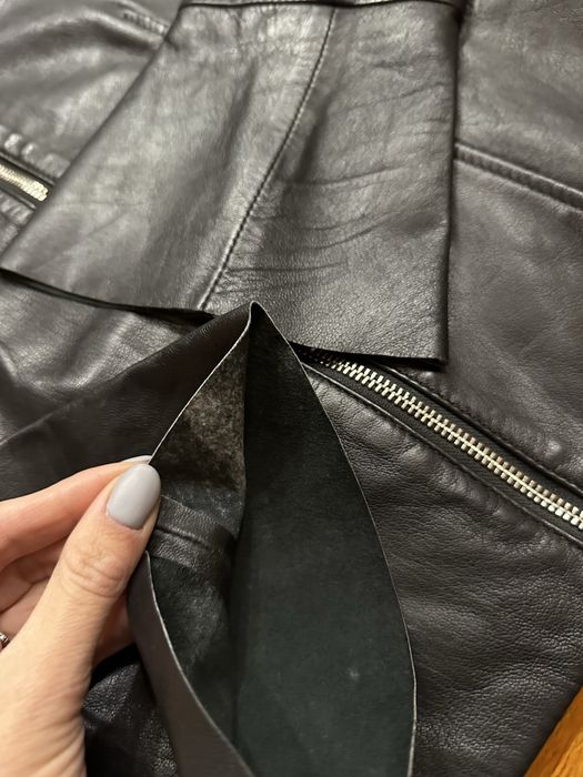 Шкіряна куртка Mango