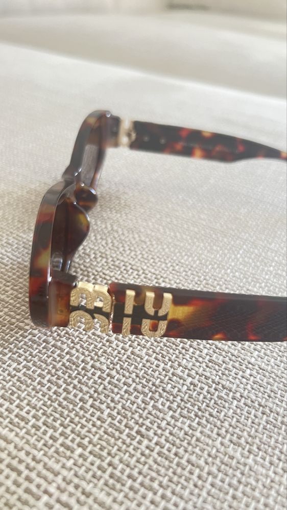 Oculos de sol miu miu retro eye