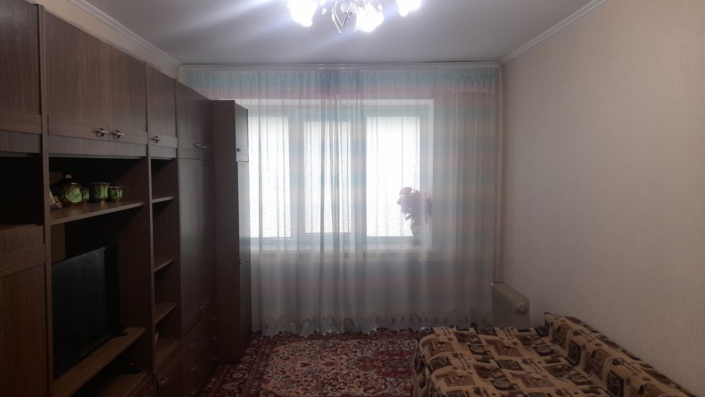 Продаж/обмін 2 кім. кв. Хоменка  з ремонтом 3/5 Ц 48/29/7