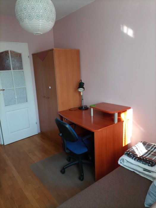 Pokój jednoosobowy dla studentów. LSM ul. J. Sawy.