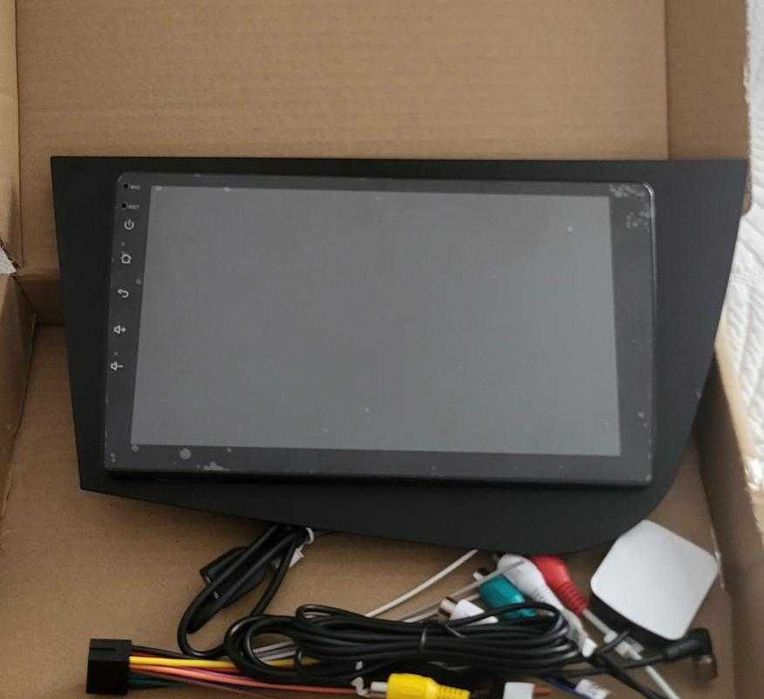 R49 - Auto Rádios SEAT LEON 05 a 06 9 POLEGADAS  android