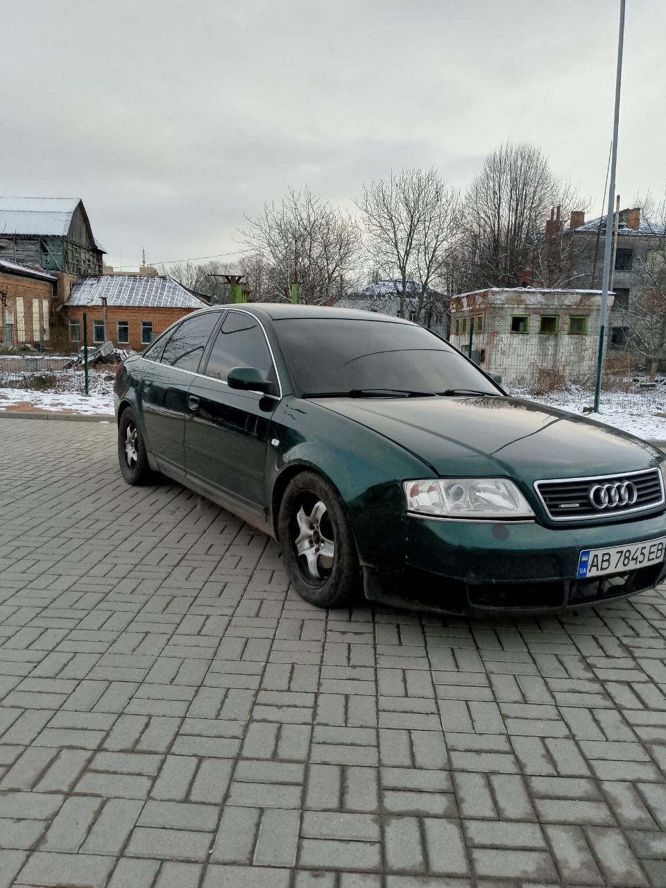 Продам audi A6C5 quattro