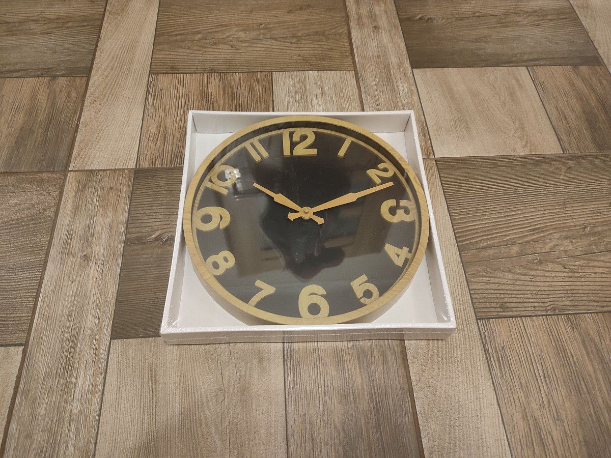 Nowy czarny zegar ścienny 30 cm