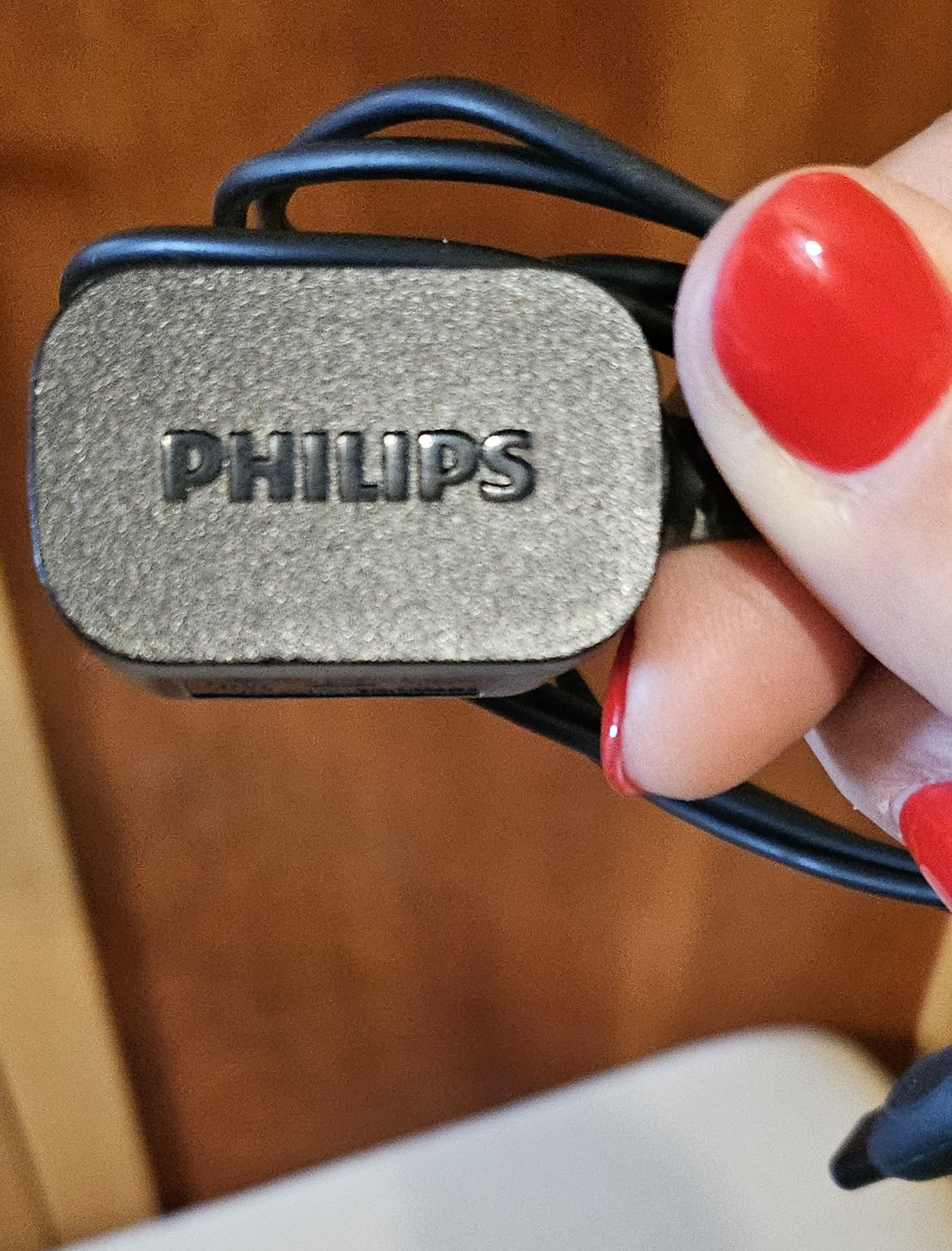 Carregador máquina de barbear Philips