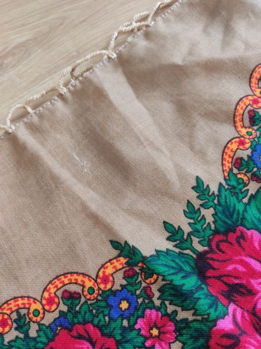Chusta góralska vintage retro PRL lata 80te 120/120 wełna na ramiona