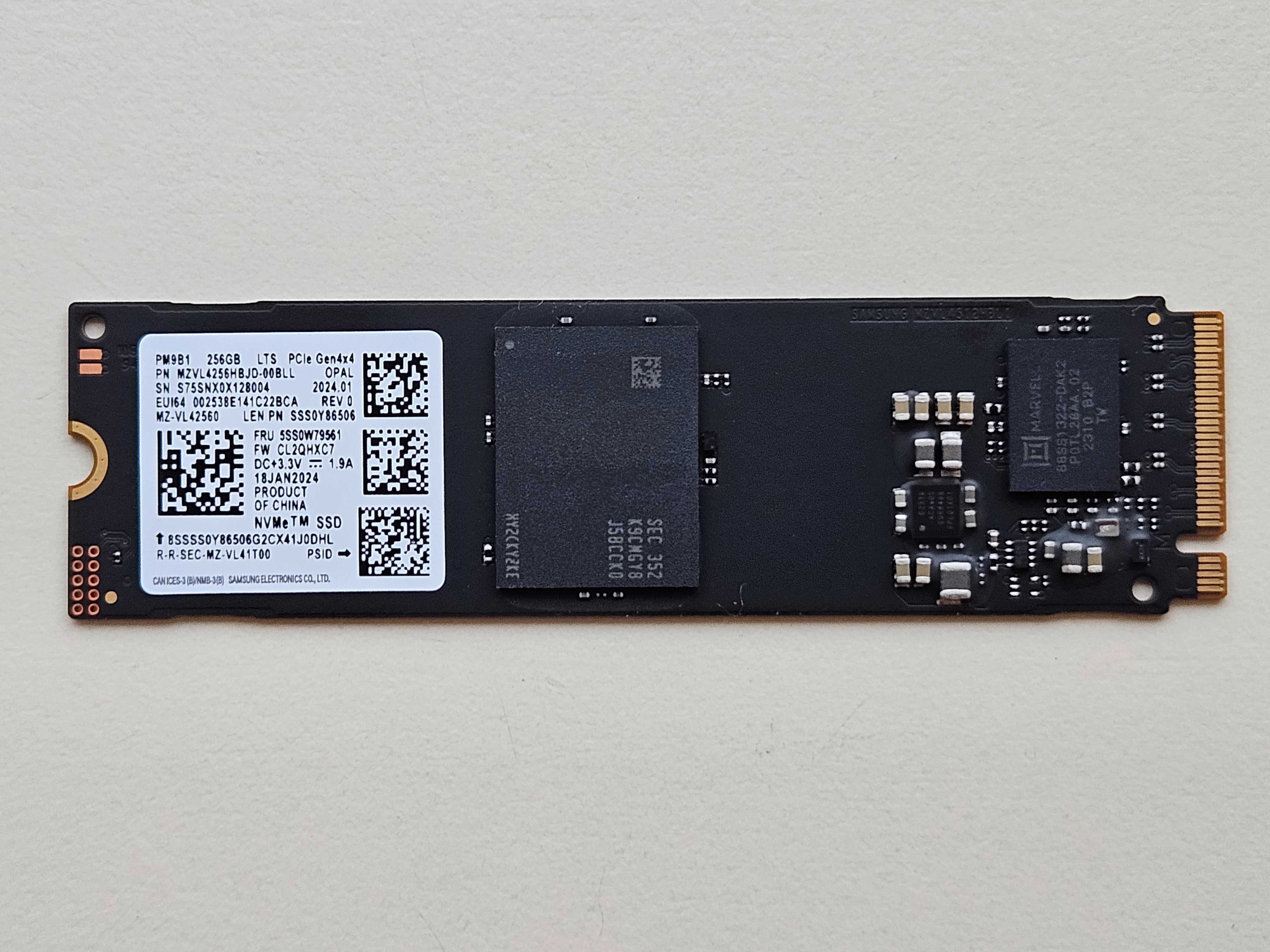Як новий SSD 256Gb M.2 MLC 2280 PCIe 4.0x4 Samsung PM9B1 MZ-VL42560