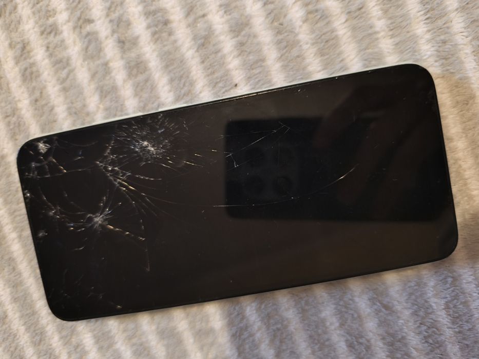 Xiaomi redmi 9A com vidro estalado