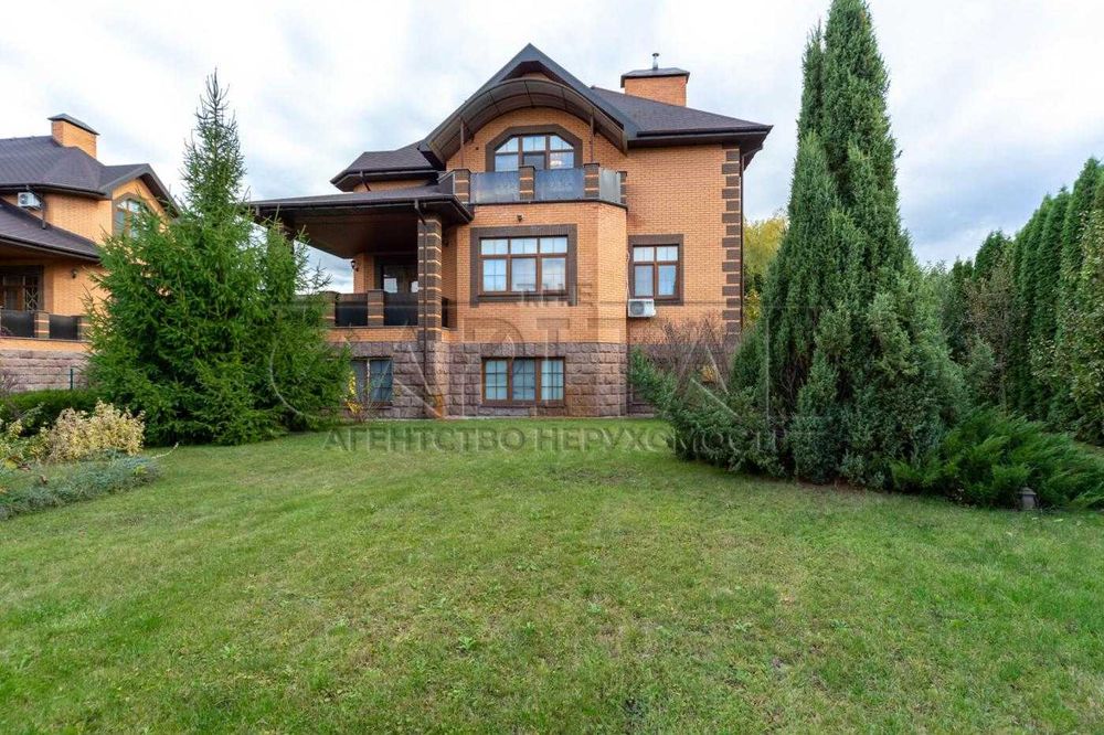 Здається в оренду розкішний будинок в Романкові 280м2 для вашої родини